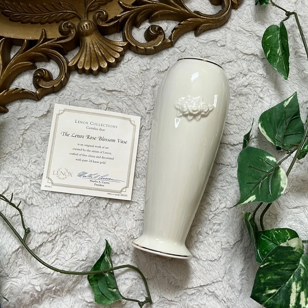 NWT Vintage Lenox Rose Blossom Medium Vase